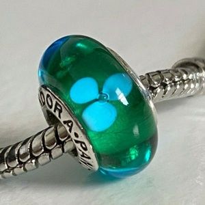 PANDORA Silver 925 ALE Murano Glass Screw Core Blue Flower on the Green Bead